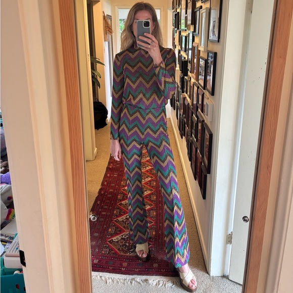 70’s Inspired Disco Metallic Multicolour Zig Zag Flare One Piece Jumpsuit Set - Picture 15 of 16